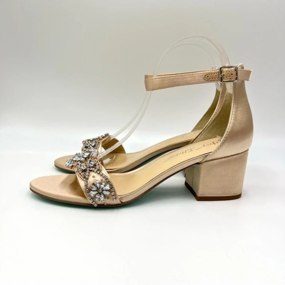 Betsey Johnson‎ Size 8.5 Jeweled Jewel Champagne Block Heels Dress Sandals Shoes